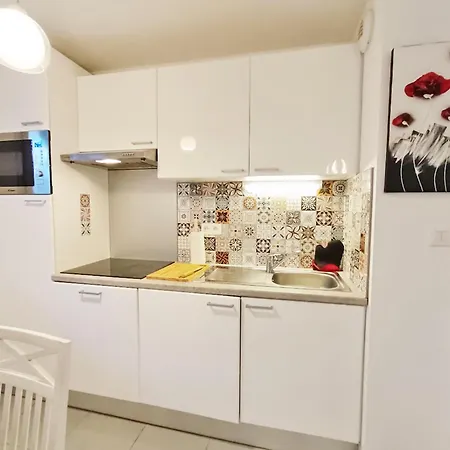 Sylvie8, T2, Centre Luchon, Jardin, 4 Personnes Bagnères-de-Luchon