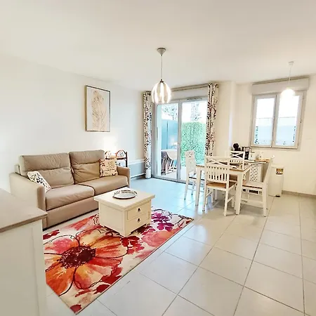 Sylvie8, T2, Centre Luchon, Jardin, 4 Personnes